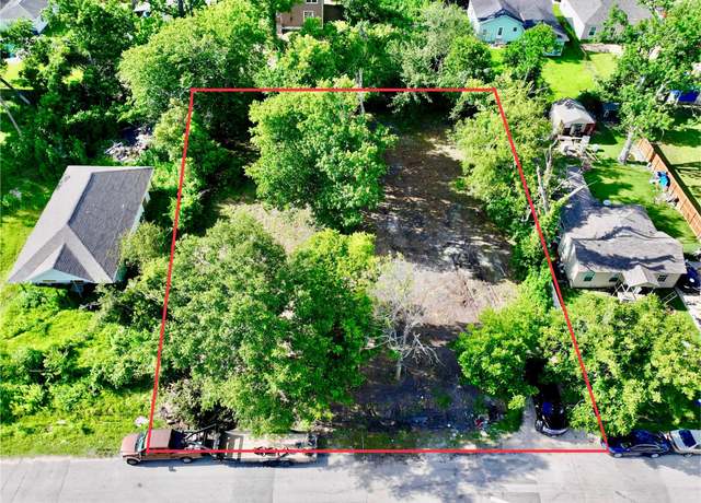 Property at 7139 Bywood St, Houston, TX 77028