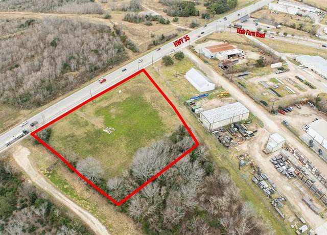 Property at 17827 N Highway 35, Pearland, TX 77511