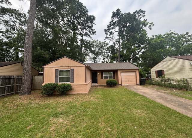 Property at 6210 Annunciation St, Houston, TX 77016, 3 beds, 1 bath