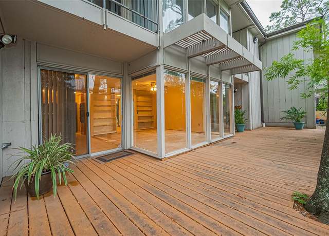 Property at 8211 Katy Fwy Fwy #15, Houston, TX 77024, 2 beds, 1.5 baths