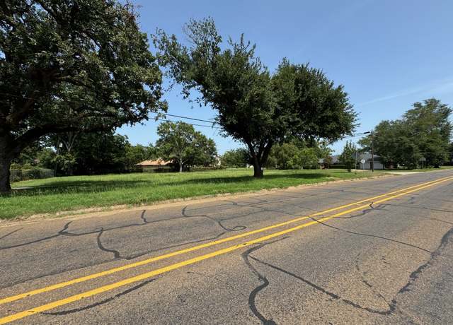 Property at 206 N Olive St, Grapeland, TX 75844