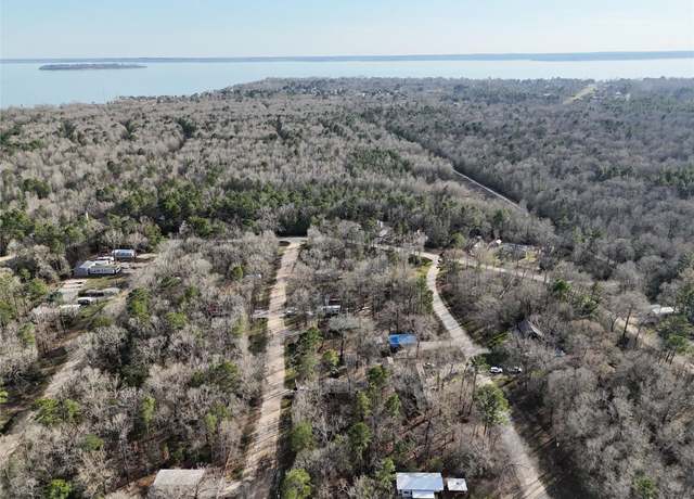 Property at 151 Moonlite Dr Dr, Livingston, TX 77351