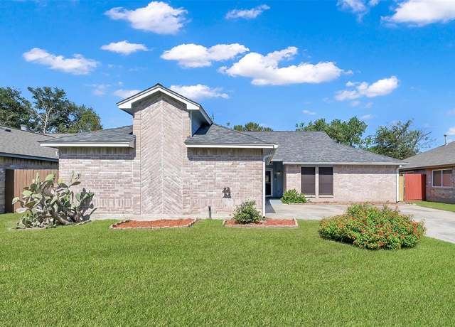 Property at 2339 Piddler Dr, Spring, TX 77373, 3 beds, 2 baths