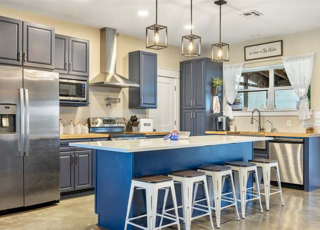 Property at 4330 Post Oak Point Rd, New Ulm, TX 78950, 4 beds, 3.5 baths