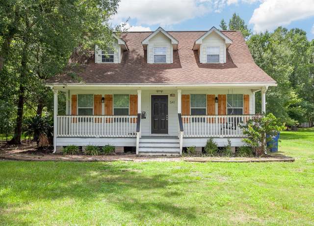 Property at 541 N Village Creek Pkwy, Lumberton, TX 77657, 3 beds, 2.5 baths