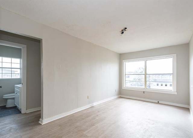 Property at 126 W 6th St, Freeport, TX 77541, 8 beds, 1 bath