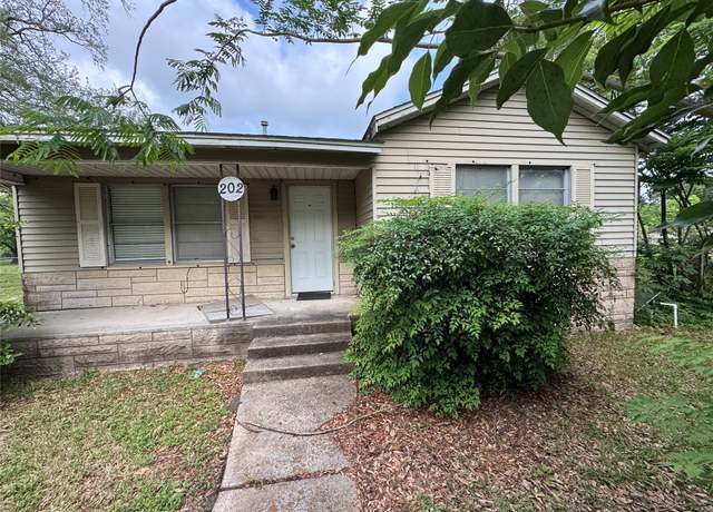 Property at 202 Tarpey Rd, Texas City, TX 77591, 3 beds, 2 baths