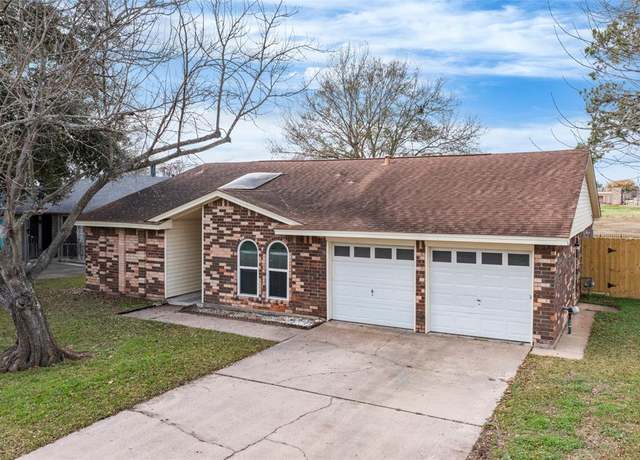 Property at 4706 Jefferson St, Deer Park, TX 77536, 3 beds, 2 baths