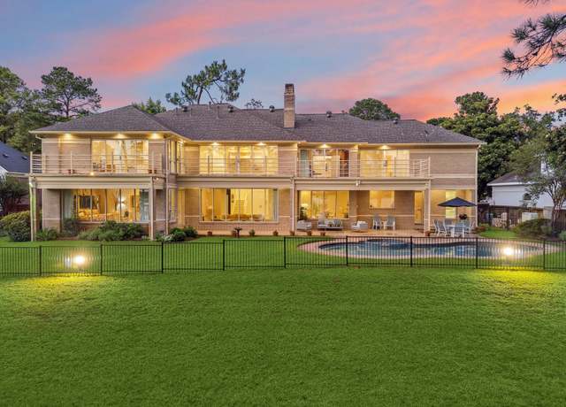 Property at 1627 Scenic Shore Dr, Kingwood, TX 77345, 5 beds, 4 baths