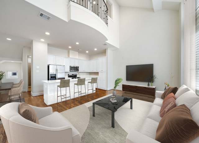Property at 2909 Pease St, Houston, TX 77003, 3 beds, 3 baths