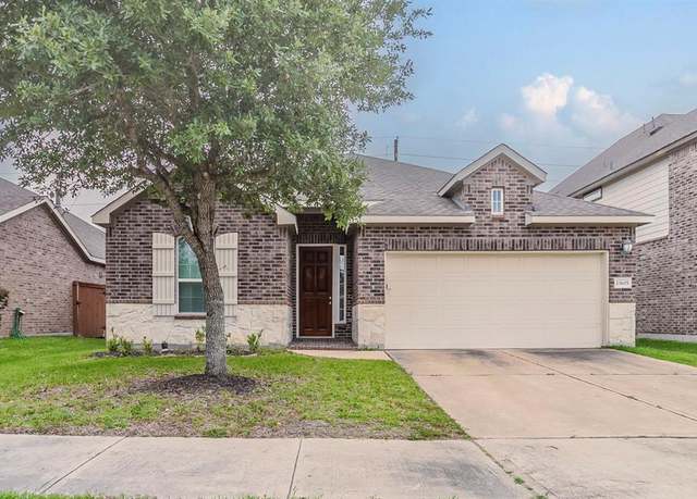 Property at 13605 Northline Lake Dr, Houston, TX 77044, 3 beds, 2 baths