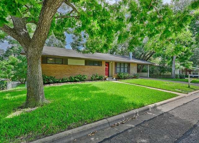 Property at 906 Carlee Dr, Brenham, TX 77833, 3 beds, 1.5 baths