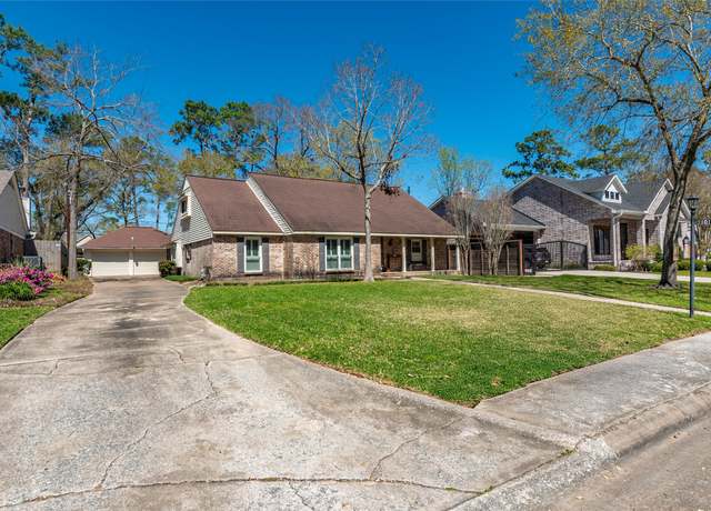 Property at 10122 Shady River Dr, Houston, TX 77042, 4 beds, 2.5 baths