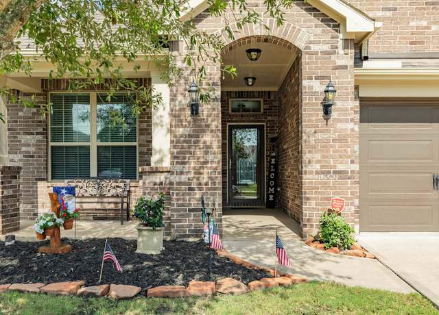 Property at 9534 Ocean Dr, Iowa Colony, TX 77583, 3 beds, 2 baths