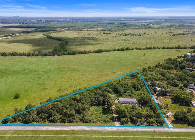 Property at 17619 Day Rd, Needville, TX 77461, 4 beds, 2 baths