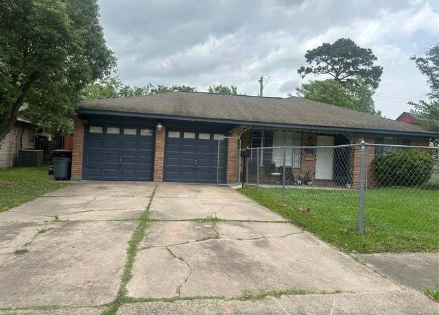 Property at 835 Eastlake St, Houston, TX 77034, 3 beds, 1.5 baths