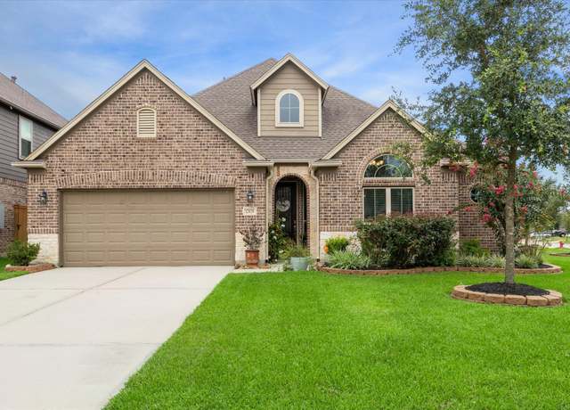 Property at 12829 Short Palm Dr, Texas City, TX 77568, 4 beds, 3.5 baths
