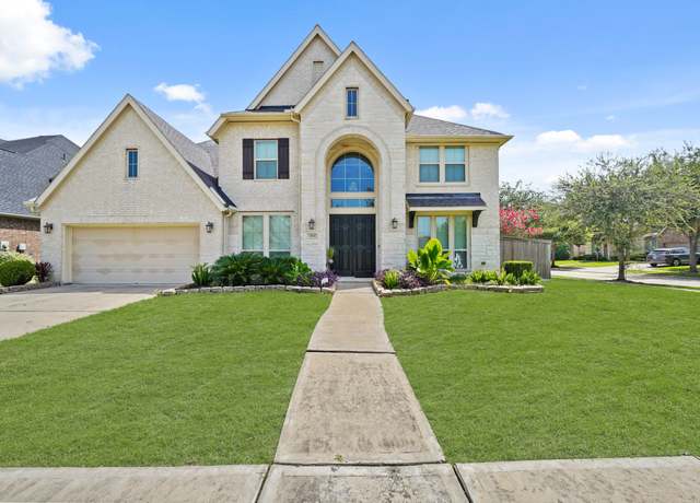 Property at 3902 Birch Vale Ln, Sugar Land, TX 77479, 5 beds, 4.5 baths