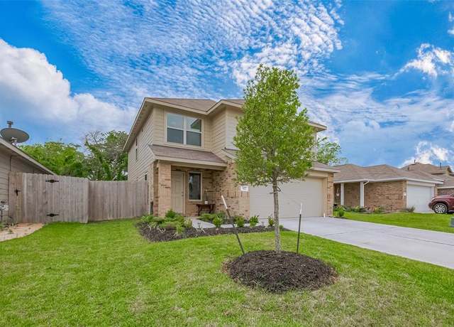 Property at 327 Riverwood Village Ln, Sealy, TX 77474, 4 beds, 2.5 baths