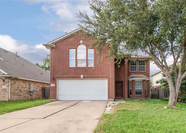 Property at 13814 Fort Nelson Dr, Houston, TX 77083, 5 beds, 2.5 baths