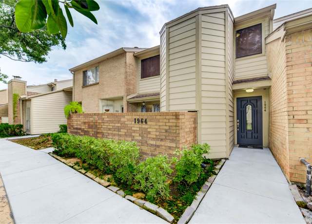 Property at 1964 Augusta Dr, Houston, TX 77057, 2 beds, 2.5 baths