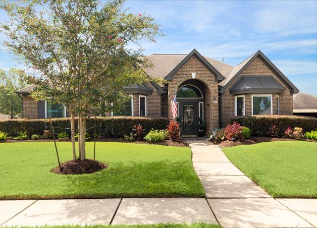 Property at 4003 Hallmark Fair Ct, Pasadena, TX 77059, 4 beds, 2.5 baths