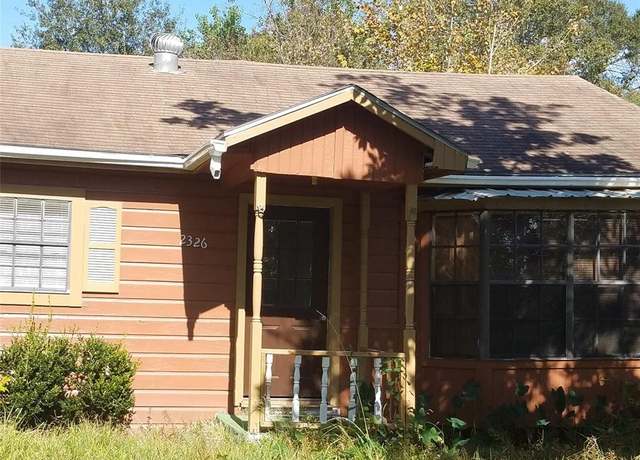 Property at 2326 Houston St, Orange, TX 77630, 3 beds, 2 baths