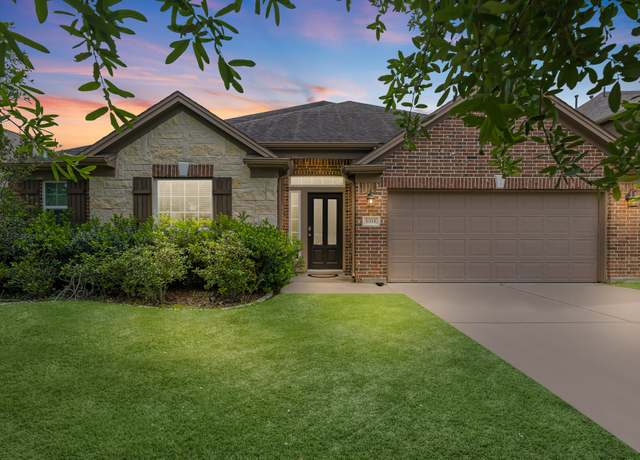 Property at 1811 Buttonwood Trl, Rosenberg, TX 77471, 3 beds, 2 baths