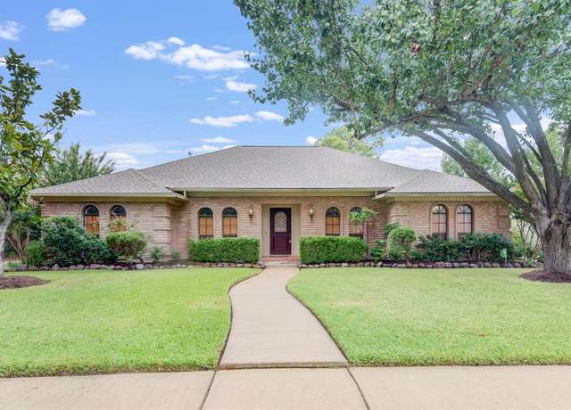 Property at 12531 Rocky Knoll Dr, Houston, TX 77077, 4 beds, 2.5 baths