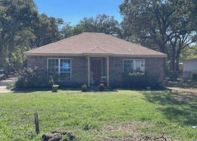 Property at 11542 Elam Cir, Balch Springs, TX 75180, 3 beds, 2 baths