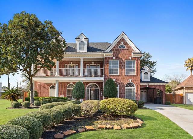 Property at 18226 Ennsbury Dr, Houston, TX 77084, 4 beds, 4 baths