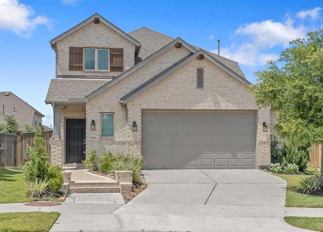 Property at 15511 Bosque Valley Ct, Cypress, TX 77433, 5 beds, 3 baths