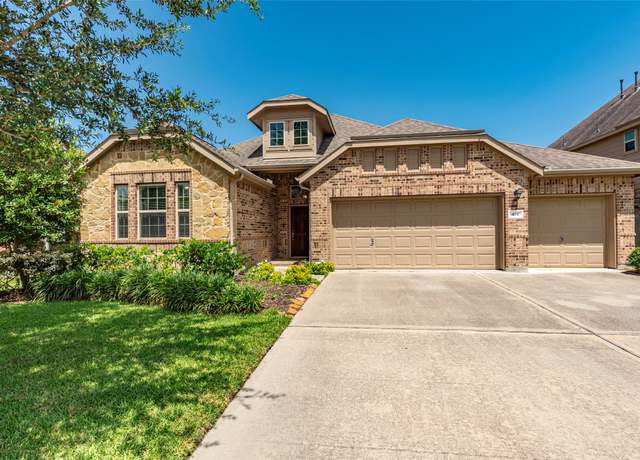 Property at 424 Stockport Dr Dr, League City, TX 77573, 3 beds, 2 baths