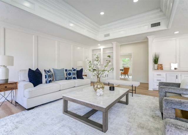 Property at 11618 Lakeside Place Dr, Houston, TX 77077, 4 beds, 2.5 baths