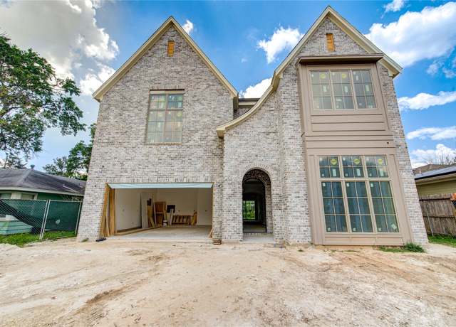 Property at 1306 Curtin St, Houston, TX 77018, 5 beds, 5.5 baths