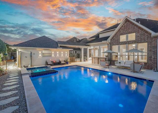 Property at 27514 Llano Meadows Ln, Fulshear, TX 77441, 4 beds, 3.5 baths