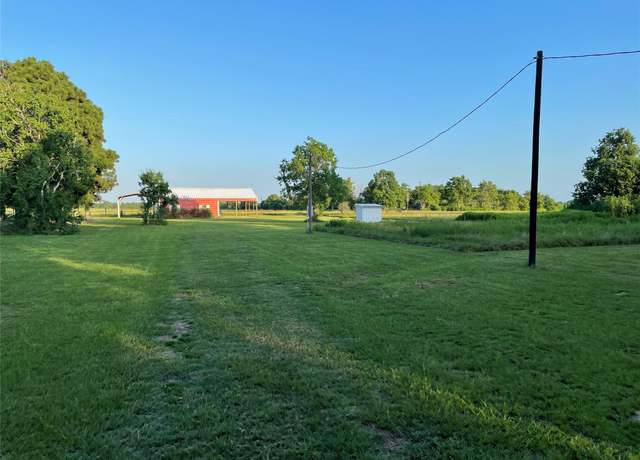 Property at 7274 Gramy Rd, Sealy, TX 77474