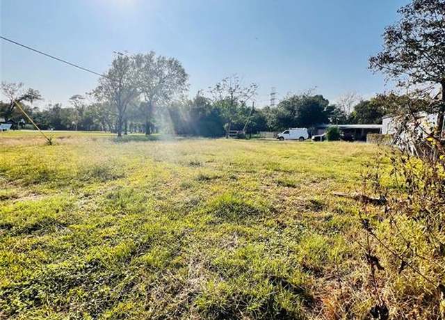 Property at 1002 Carnegie St, Baytown, TX 77520