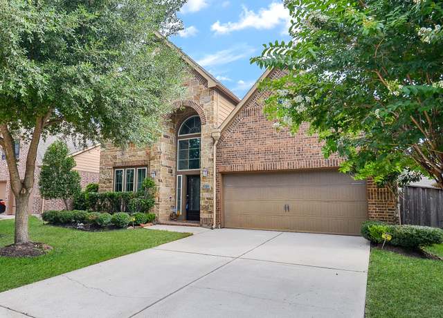 Property at 28722 Maple Red Dr, Katy, TX 77494, 4 beds, 3 baths