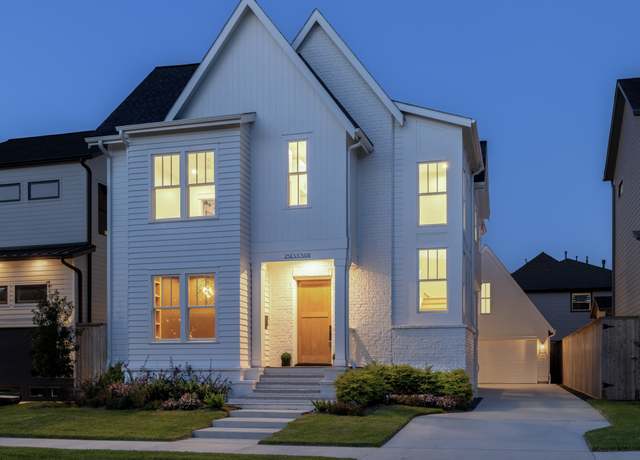 Property at 2708 Morrison St, Houston, TX 77009, 4 beds, 3.5 baths
