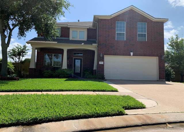 Property at 2545 Kildeer Ct, League City, TX 77573, 5 beds, 3 baths
