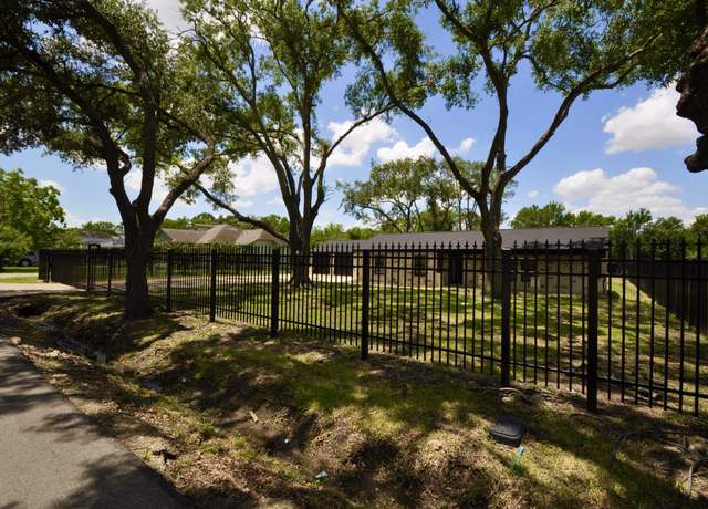 Property at 7133 Evans St, Houston, TX 77061, 4 beds, 2 baths
