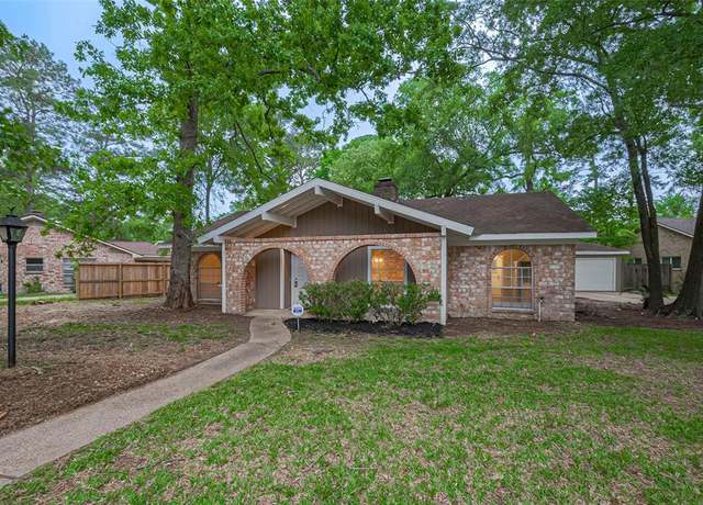Property at 3214 Three Pines Dr, Houston, TX 77339, 3 beds, 2 baths