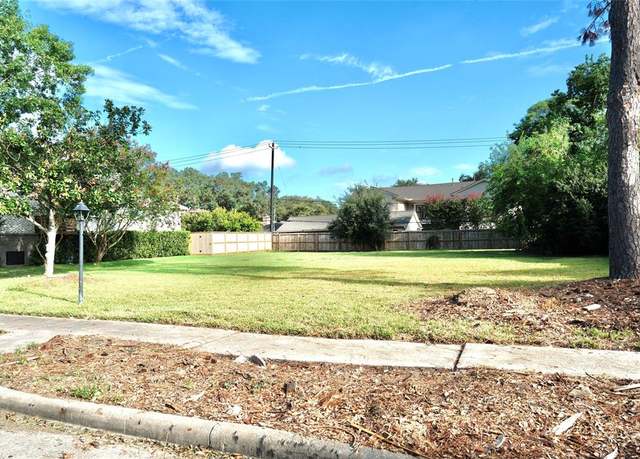 Property at 4942 Heatherglen Dr, Houston, TX 77096