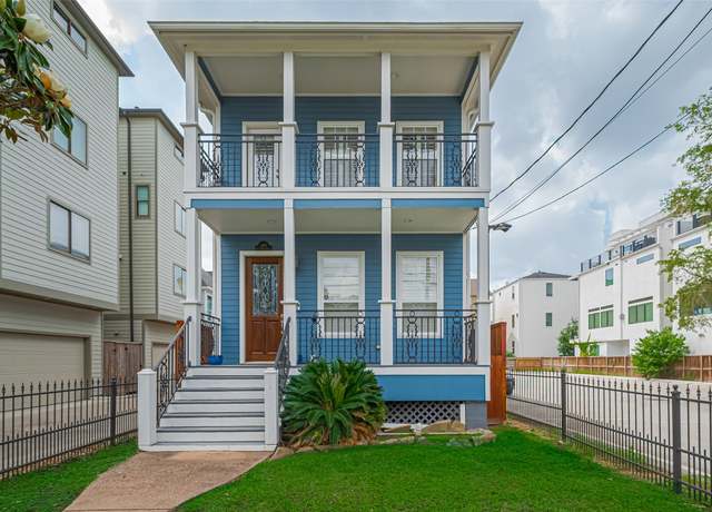 Property at 1108 W 22nd St, Houston, TX 77008, 4 beds, 3.5 baths