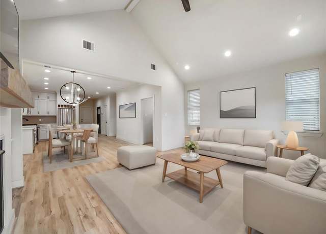 Property at 3322 Delhi St, Houston, TX 77022, 3 beds, 2.5 baths
