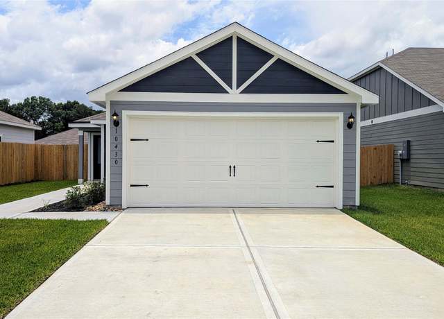 Property at 10430 Red Cardinal Drive Dr, Cleveland, TX 77328, 3 beds, 2 baths