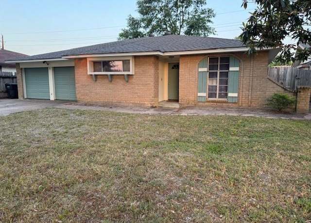Property at 9410 Golden Wood Ln, Houston, TX 77086, 3 beds, 2 baths