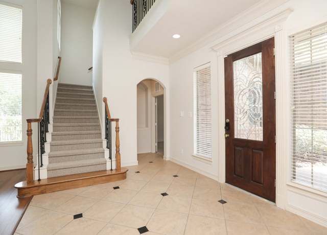 Property at 8602 Two Sisters Ct, Missouri City, TX 77459, 4 beds, 3.5 baths