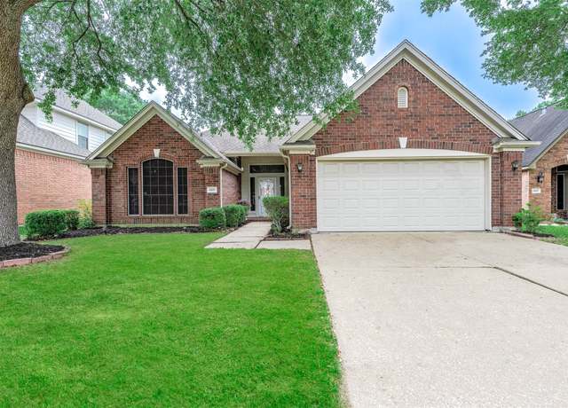 Property at 4911 Canyon Gate Dr, Pasadena, TX 77505, 3 beds, 2 baths